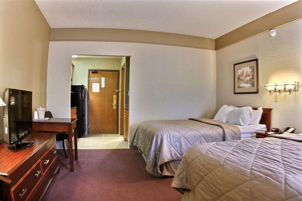 Suburban Studios Kansas City Airport North Platte City Exterior photo